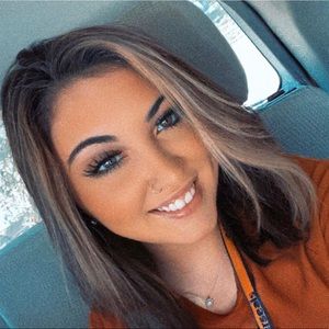 Meet your Posher, Deanna